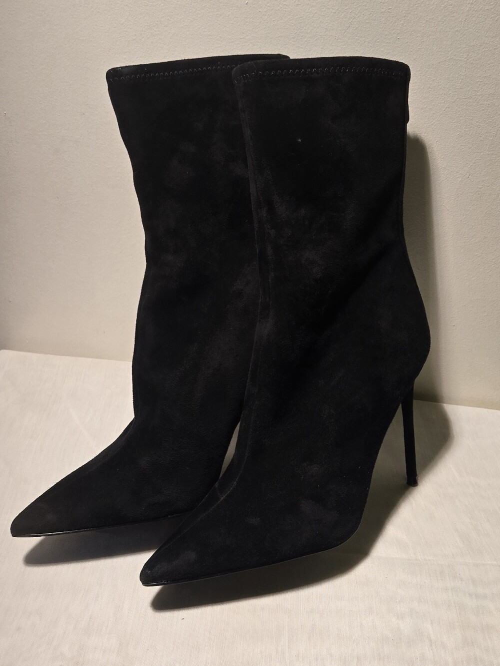 Steve Madden Women's Black Suede Leather Pointed-Toe Stiletto Ankle Boots - Picture 2 of 7